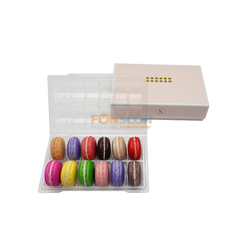 12 macarons cardboard gift box